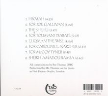 Ein Tracklist mit 8 Titeln und Zeiten. Unten ein Logo: "TAO FORMS". Darunter ein Barcode.