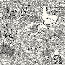 Text: "of montreal", "gethernead". Detaillierte schwarz-weiße Illustration eines Waldes mit einem stilisierten, fiktiven Tier.