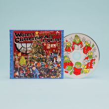 "Worst Christmas Ever!" sticht hervor. Lebhaftes Weihnachtschaos mit Baum, vielen Figuren und CD mit Comic-Charakteren.