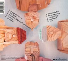 Nummerierte Liste in isländischer Sprache. 
Holzskulpturen von stilisierten Köpfen. 
enja yellowbird Logo unten rechts.