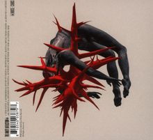 Links steht: "HOUSE OF CARDS", darunter Liederliste. Eine schwarze Skulptur mit roten Dornen ragt hervor.