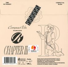 TWS: NO TRAGEDY, Compact Ver. BLUSH, Compact Ver. 5th Mini Album, CHAPTER Ⅱ. Illustration eines knienden Mannes.