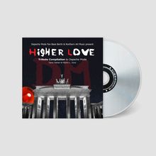 "Higher Love" Tribute Compilation zu Depeche Mode. Abbildung mit Brandenburger Tor und einem silbernen CD-Datenträger.