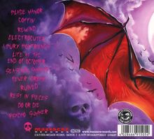 „Blade Manor, Coffin, Rewind, Electrocuted, I Bury Boyfriends, Life at the End of October“ in pinkem Text. Illustration: Rote Fledermausflügel, Totenkopf, violetter Himmel.