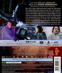 "Sie hat das All überlebt, aber die wahre Bedrohung kam mit ihr nach Hause." Darunter Szenen mit Personen in spannender Stimmung.