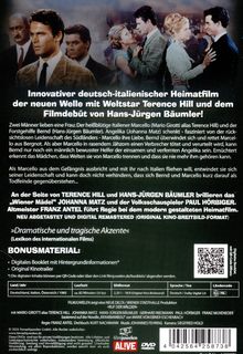 Logo von filmjuwelen unten rechts. Szenenbild mit Schauspielern in festlicher Kleidung, umgeben von Text über Filmhandlung.