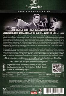 Es gibt zwei Haupttexte: Ein Filmzitat von "cinema" beschreibt den Film als Krimi mit weniger Kitsch. Darunter Details zur Handlung: Richard Ferner kehrt nach Tirol zurück, seine Verlobte ist verwitwet. Erwähnte Extras: Digitales Booklet und Audiokommentar von Dr. Rolf Giesen. Oben ist das Logo von "filmjuwelen". Ein Schwarz-Weiß-Bild zeigt mehrere Personen in einer Gesprächsszene. Rechts ein QR-Code. Unten Filminfos: "Das Forsthaus in Tirol", BRD 1955.