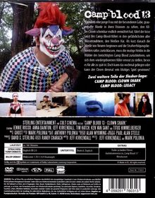 "Camp Blood 13" Text im Zentrum, Killer-Clown, blutüberströmte Szenen, Hai, Waldumgebung, Spielfilm, Slasher-Saga, DVD-Details.