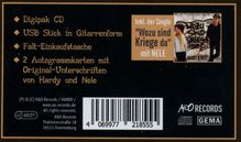 Digipak CD, USB Stick in Gitarrenform, Falt-Einkaufstasche, 2 Autogrammkarten von Hardy und Nele. Logo im unteren Bereich.