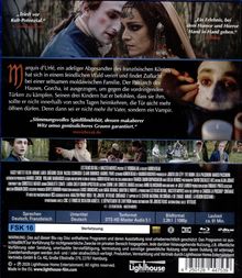 "Trieft vor Kult-Potenzial." Ein adliger Abgesandter verirrt sich im Wald, findet Unterschlupf bei einer seltsamen Familie. FSK 16.