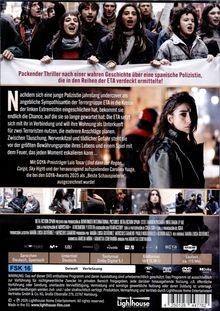 Spannender Thriller über eine spanische Polizistin, die verdeckt bei der ETA ermittelt. Junge Frau in Winterkleidung.