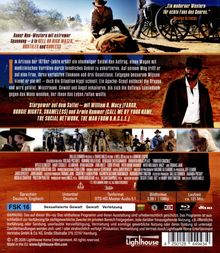 "Rauer Neo-Western mit extremer Spannung – à la HELL OR HIGH WATER, HOSTILES und GODLESS." Cowboys bei einer Kutschen-Szene.
