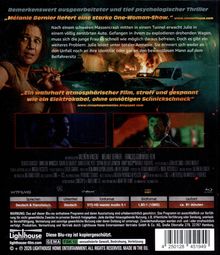DVD-Cover eines Thrillers: „Bemerkenswert ausgearbeiteter und tief psychologischer Thriller...“. Szene: Frau in einem brennenden Tunnel.