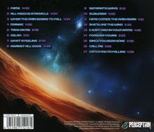 Trackliste mit Titeln und Zeiten, vor einem Weltraum-Hintergrund mit Planeten. Enthält ein "PERCEPTION" Logo.