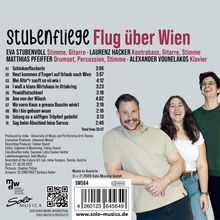 "Stubenfliege Flug über Wien" Album mit zehn Titeln und Gesamtlänge 33:47, darunter "Schinkenfleckerl" und "Sag beim Abschied leise Servus". Drei lachende Personen rechts.