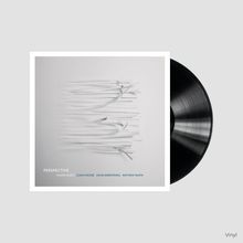 Text: "PERSPECTIVE, Hanno Busch, Claus Fischer, Jonas Burgwinkel, Matthew Halpin." Schwarz-weiße Schallplatte.