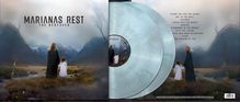 Album "Marianas Rest - The Bereaved". Songtitel auf der Rückseite. Zwei Menschen in Landschaft mit Bergen und Fluss.