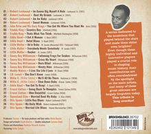 Texte mit Musiktiteln und Jahren, Bild rechts: ein Musikerfoto, Text über die Bedeutung von Begleitmusikern, Logo unten.