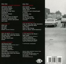 Disc One: Songs wie "American Dream" und "Jailhouse Rock". Disc Two: "The Kid Inside", "Young Genocides". Traurige Straße mit Autos.