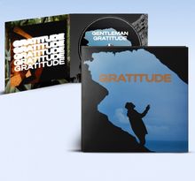 Cover mit "GRATITUDE" in Orange. CD-Inlay zeigt "GENTLEMAN GRATITUDE". Silhouette eines betenden Mannes vor blauem Hintergrund.