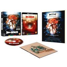 Text: "Innerspace" in verschiedenen Designs. DVDs und ein Poster mit futuristischen Motiven. Buch mit Grafik.