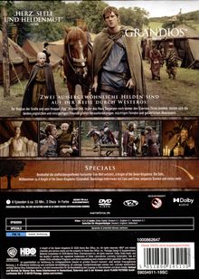 Text: "HERZ, SEELE UND HELDENMUT“, „GRANDIOS“, „Zwei außergewöhnliche Helden sind auf der Reise durch Westeros.“

Szene: Ein Mann, ein Kind und ein Pferd vor mittelalterlichem Zeltlager. Kleiner Bilderstreifen mit Filmszenen darunter.