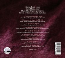 Eine Liste von Songs und Künstlern mit Instrumentenangabe. Links unten ein stilisiertes Logo mit den Buchstaben "MBJ".