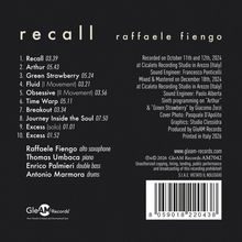 "recall" links, Titel mit Zeiten unten, Musiker und Instrumente, Aufnahmedetails rechts, Weblink und Barcode unten.