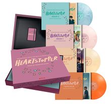 „HEARTSTOPPER“, „SEASON 1“, „SEASON 2“, „SEASON 3“, „FOREVER“, Soundtracks von Netflix-Serie, bunte Vinyl-Schallplatten.