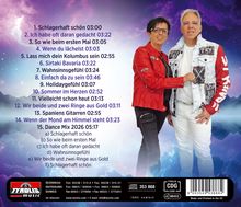 Titelliste mit Zeiten vor Sternenhimmel. Zwei Personen in bunter Kleidung rechts, lächelnd und Arm um die Schulter.