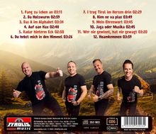 Vier lächelnde Männer in schwarzen Shirts stehen vor einer Berglandschaft. Links unten "Tyrolis Music" Logo.