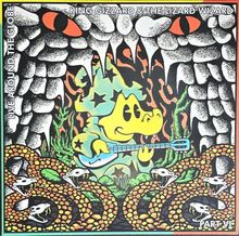 "Live Around the Globe", "King Gizzard & The Lizard Wizard", "Part V". Gelbes Krokodil mit Gitarre von Schlangen umgeben.