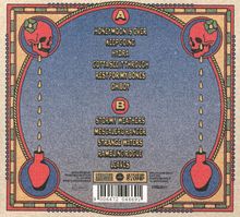 Eine bunte Illustration zeigt zwei rote Totenköpfe und zwei Listen mit Songs.