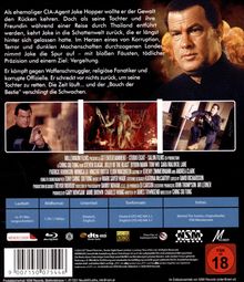 Ein CIA-Agent kehrt zurück, um seine Tochter zu retten. Er kämpft gegen Schmuggler und korrupte Offizielle.