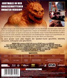 Erstmals in der ungeschnittenen UNRATED Version. Ein Monster mit großen Zähnen und mehreren Filmszenen.