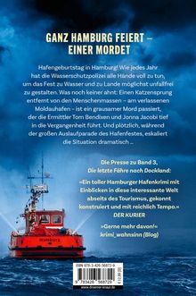 Oben steht "GANZ HAMBURG FEIERT – EINER MORDET". Darunter Text über einen grausamen Mord während des Hafengeburtstags in Hamburg. Im unteren Bereich fährt ein rotes Schiff bei stürmischer See.
