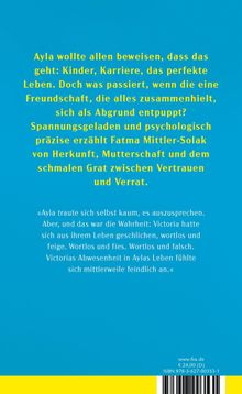 Gelber Text auf blauem Hintergrund über Aylas Leben und Prüfungen. Der Text endet mit einem emotionalen Zitat.