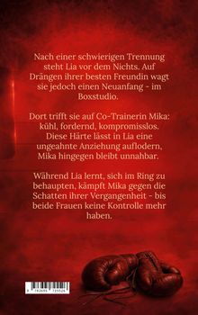 Nach einer Trennung wagt Lia im Boxstudio einen Neuanfang. Sie trifft auf Mika, die kühl und kompromisslos ist. Unten Boxhandschuhe.