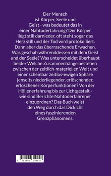 Text über Körper, Seele und Geist bei Nahtoderfahrungen. Verbindet Materielles mit einer zeitlosen Sphäre. Buchhinweis.