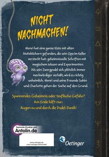 Text: NICHT NACHMACHEN! Henri findet alte Notizbücher mit magischem Wissen. Geheimnis oder Gefahr? Augen zu und durch! Illustration: Ein intelligentes lila Gehirn-Wesen.