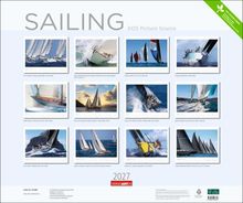 "Oberes Textfeld: SAILING, KOS Picture Source. Unten: 2027 Weingarten. Zwölf Segelbootfotos in einer Kalenderanordnung."