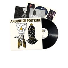 „ANGINE DE POITRINE“ steht oben. Illustration: Zwei Figuren mit gepunkteter Kleidung, eine trägt einen Hut. Schallplatte enthalten.