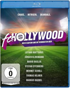 Text: Chaos. Intrigen. Skandale. fc Hollywood. Der FC Bayern und die verrückten 90er. Namen: Lothar Matthäus, Jürgen Klinsmann, Mario Basler, Stefan Effenberg, Mehmet Scholl, Thomas Helmer, Markus Babbel. FSK 0. Hintergrund: Fußballfeld bei Sonnenuntergang.