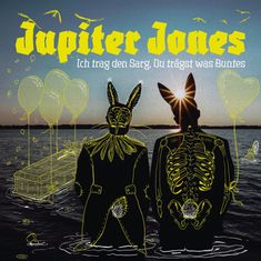 "Jupiter Jones. Ich trag den Sarg, Du trägst was Buntes." Silhouetten mit Hasenohren und Skelettzeichnungen am Wasser.