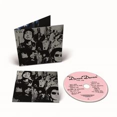 CD mit dem Text: "Duran Duran Thank You", Titelnamen auf rosa Hintergrund. Collage von Gesichtern auf schwarz-weißem Cover.