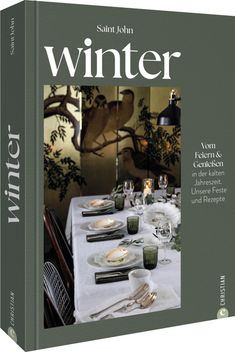 John Saint: Winter, Buch