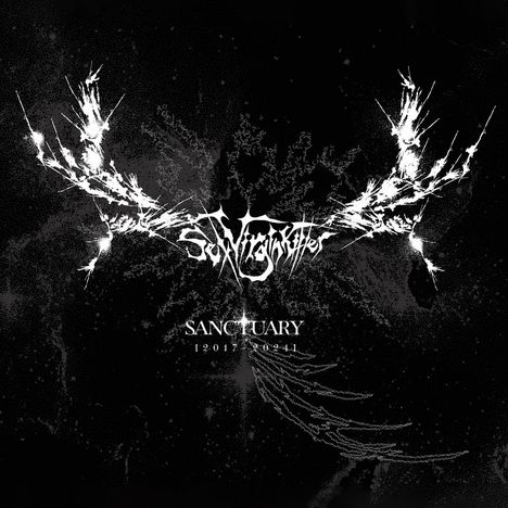 "Sanctuary [2017-2021]", weißer Schriftzug auf schwarzem Hintergrund mit filigranen, symmetrischen Mustern, erinnert an Zweige.