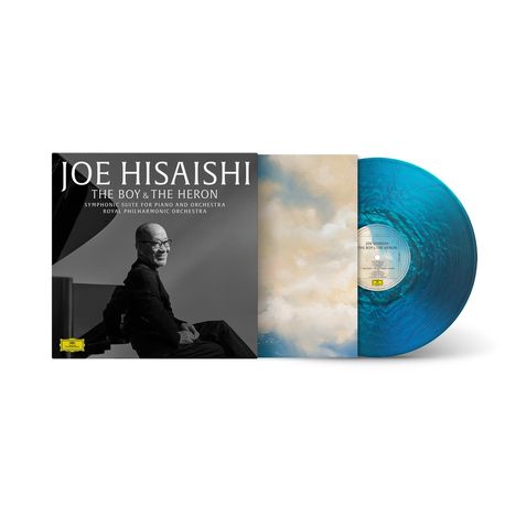 "Joe Hisaishi. The Boy & The Heron. Symphonic Suite for Piano and Orchestra. Royal Philharmonic Orchestra." 

Cover mit Vinylplatte.