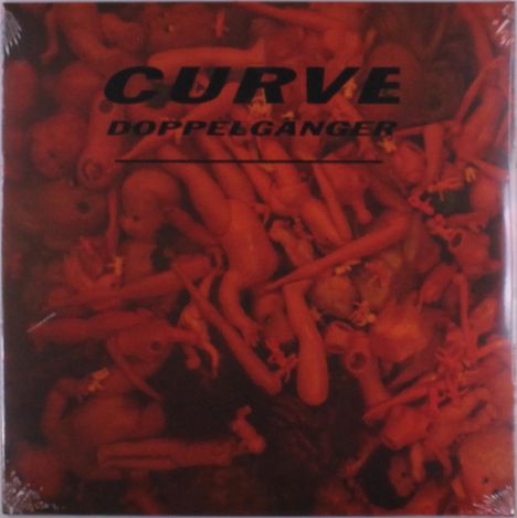 "CURVE DOPPELGÄNGER" in schwarzem Text. Rote Puppenteile liegen chaotisch verteilt. Covergestaltung kontrastreich.