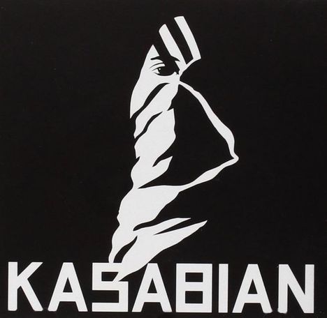 "KASABIAN" steht in markanter Schrift. Eine Illustration zeigt ein verhülltes Gesicht mit sichtbarem Auge auf schwarzem Hintergrund.
